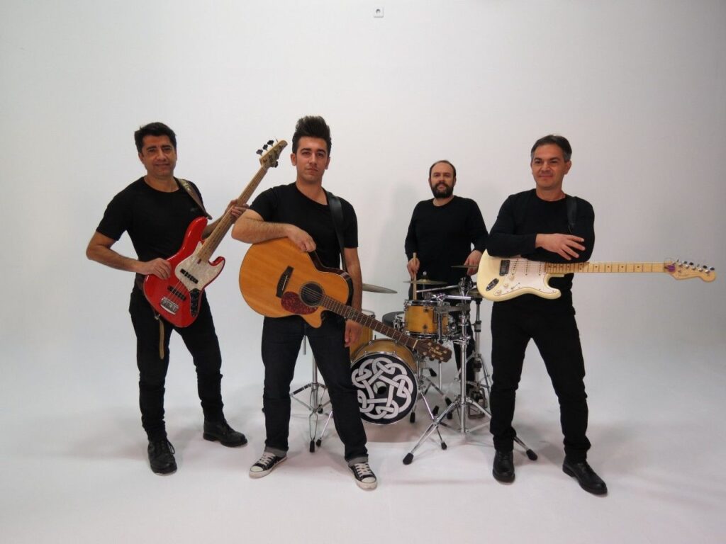 GRUPO DE VERSIONES