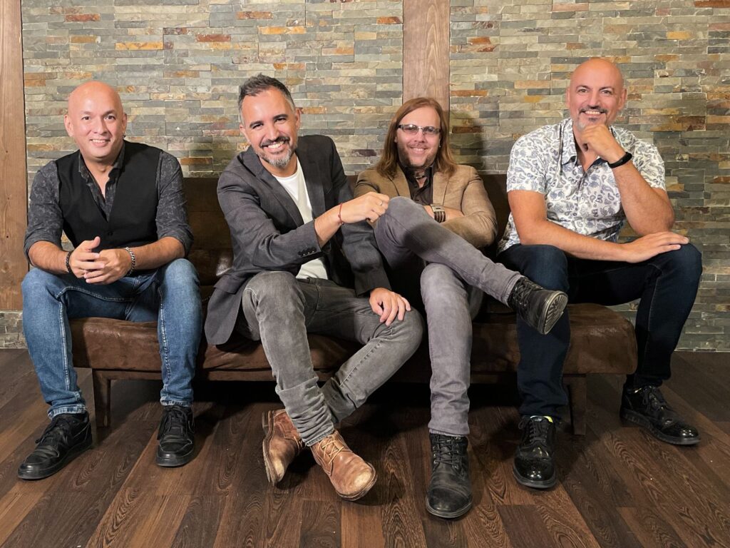 GRUPO DE VERSIONES